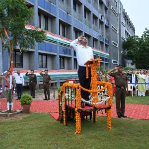 15aug 3